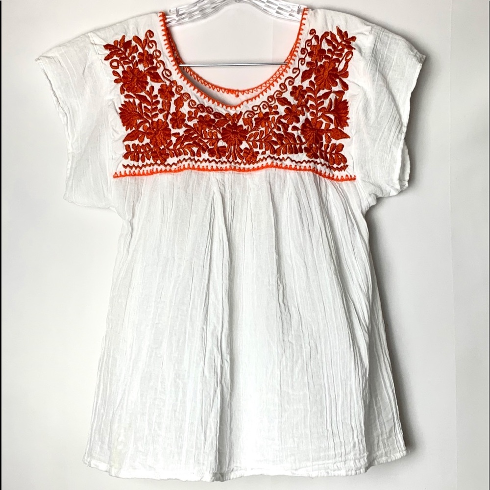 Ladies Embroidered Mexican Top Medium